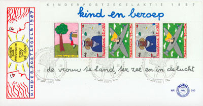 1987 Kind met blok